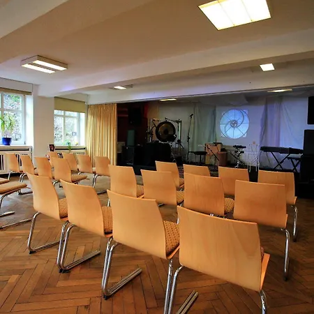 Hotel Bola Kulturhostel 2*